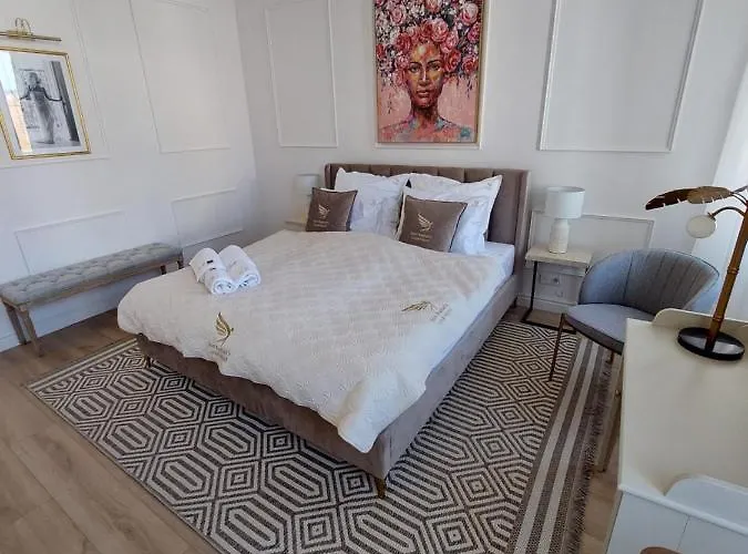 Raphael's Apartment, Classe 3 Etoiles Apartmán Saint-Raphaël